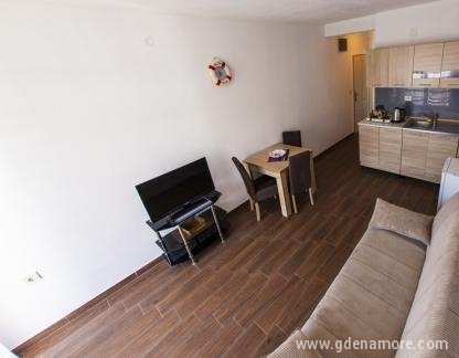 Casa Bulajic - EMITIDO, Apartman 3, alojamiento privado en Jaz, Montenegro - viber_image_2019-06-27_14-13-26